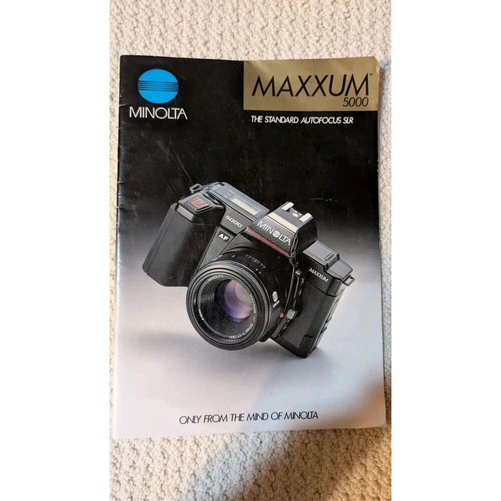 COMPLETE Minolta Maxxum 5000 35mm SLR Film Camera w Original Box & Accessories